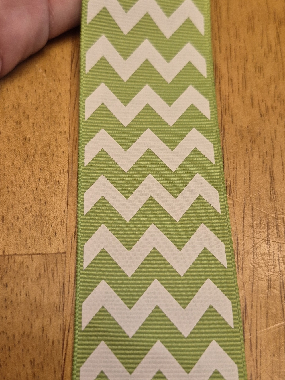 Ribbon 1 1/2" Grosgrain Apple Green and White Chevron Craft Ribbon 5 3/4 Yards